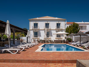 Luxy villa in the Algarve Portugal with large pool area