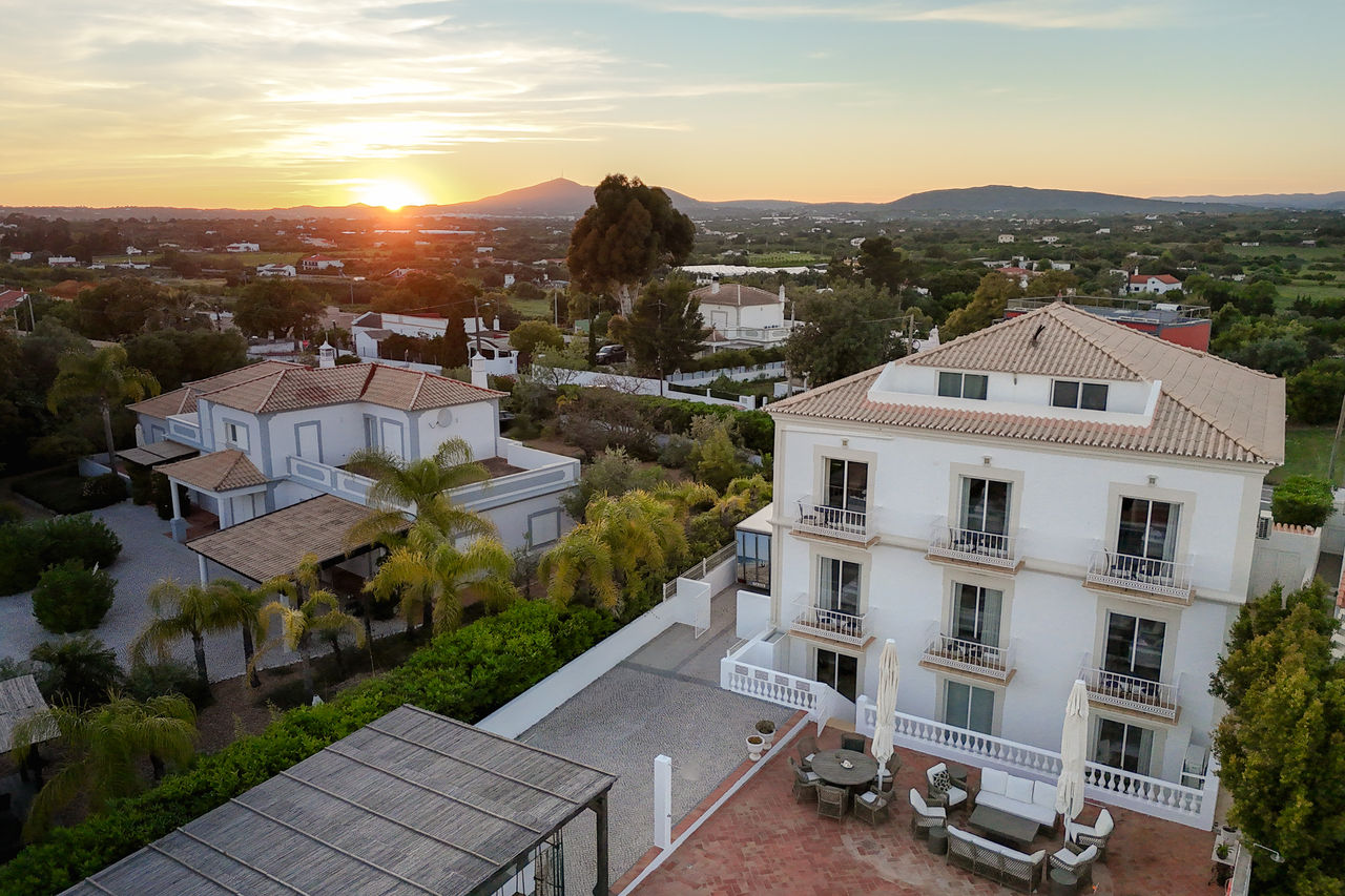 Drone aerial view of Quinta do Pedro property in the Algarve filmed by Oceanview Creations