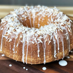COCONUT POUND CAKE