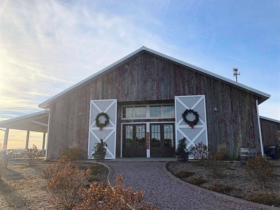 Crusin For Booze- Wisconsin Blogger- Baliey's Run Winery Exterior