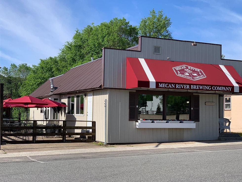 Crusin' For Booze- Wisconsin Alcohol Wine Beer Blogger- Mecan River Brewing- Extierior