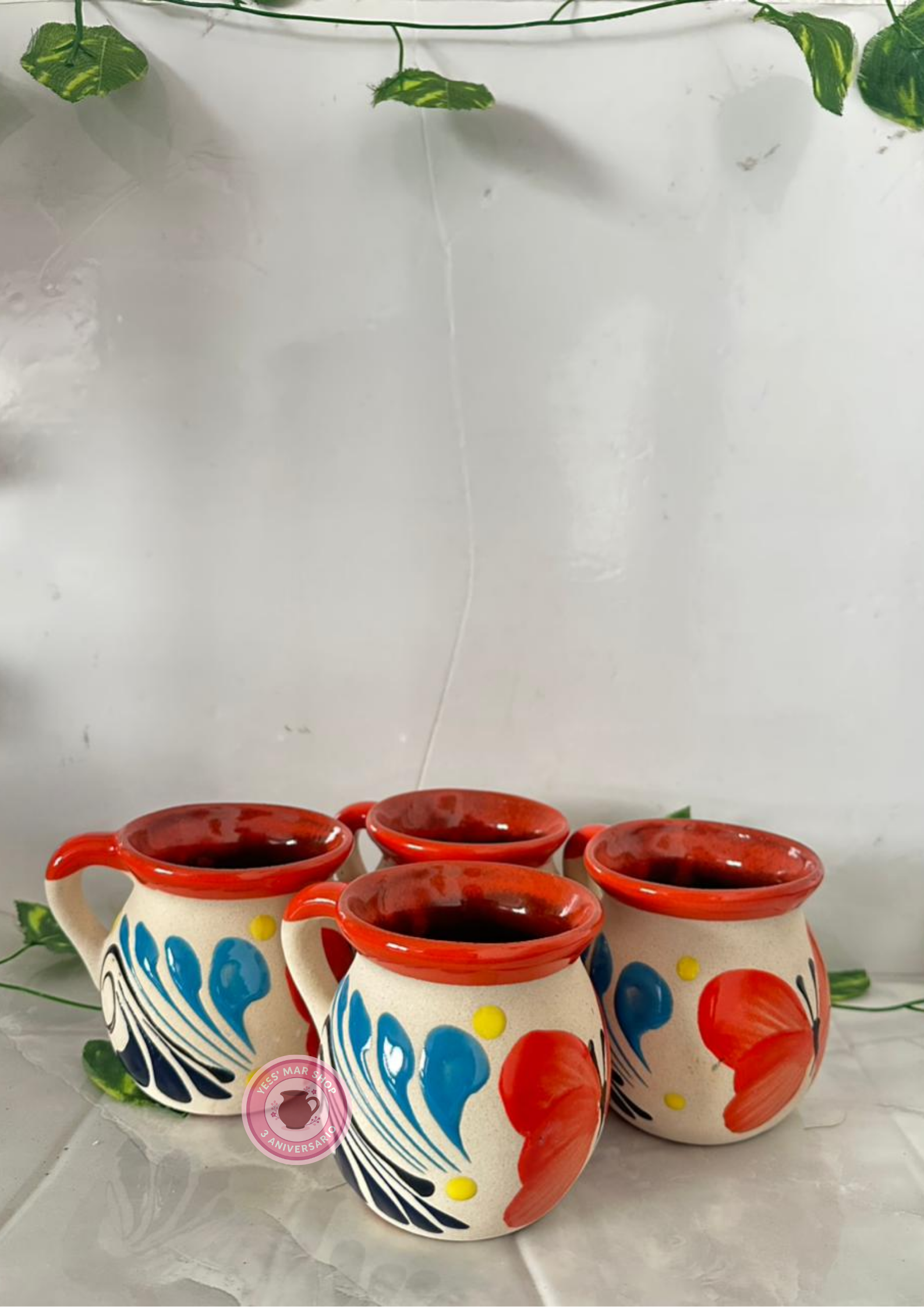 Taza mariposa roja