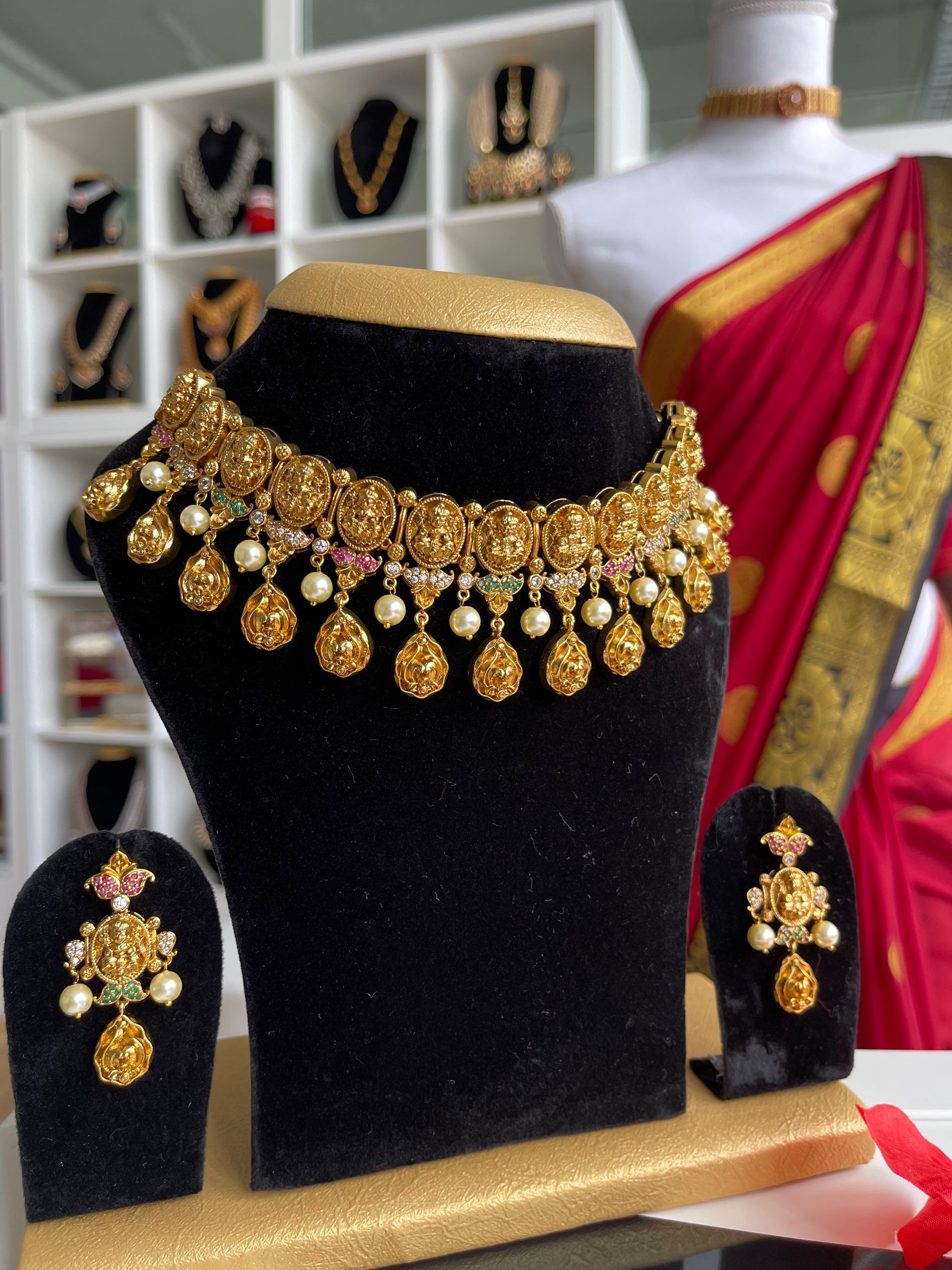 Lakshmi Choker Set