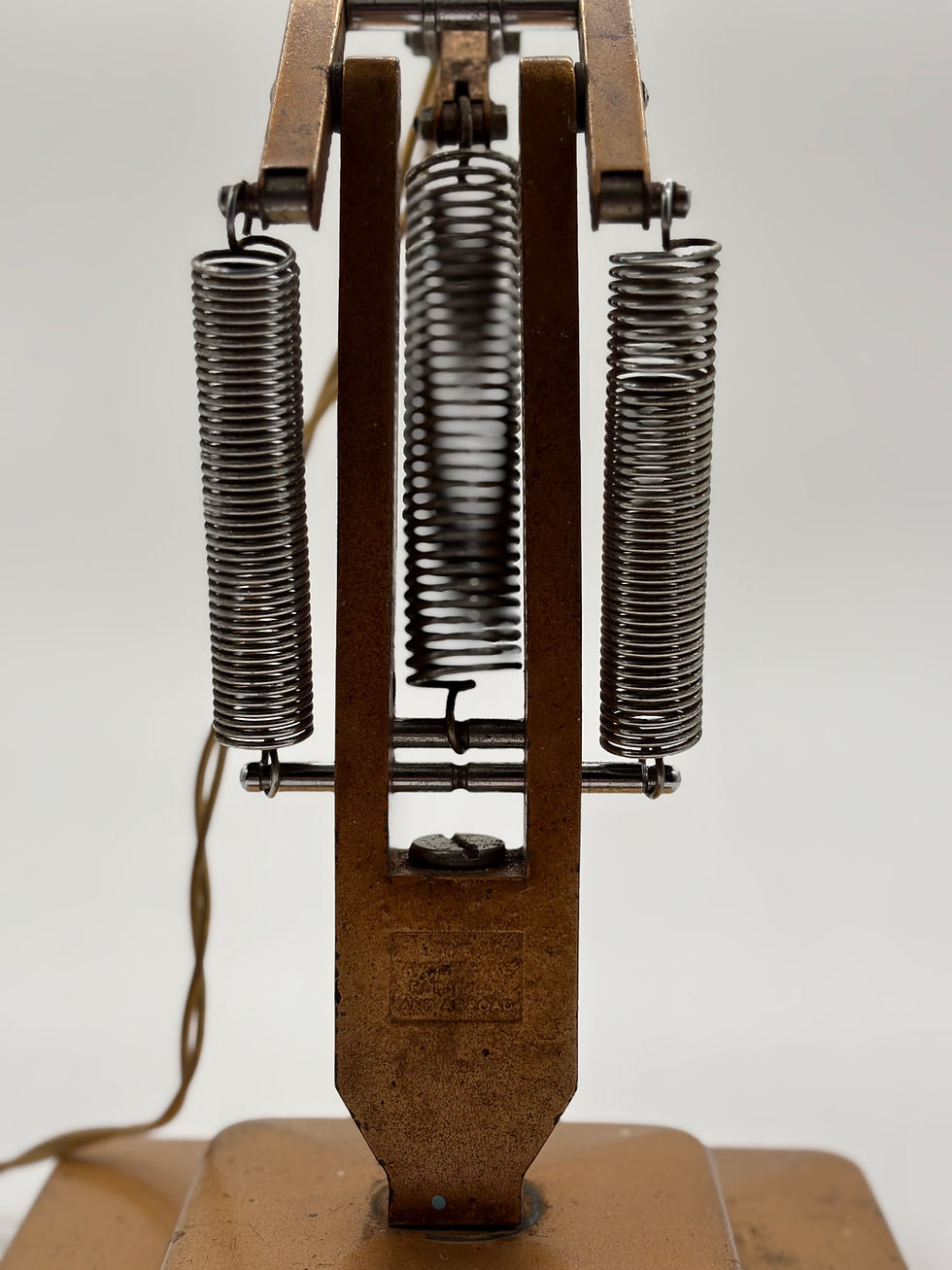 Thumbnail: A 1938 Anglepoise Model 1227 desk lamp, close up of springs