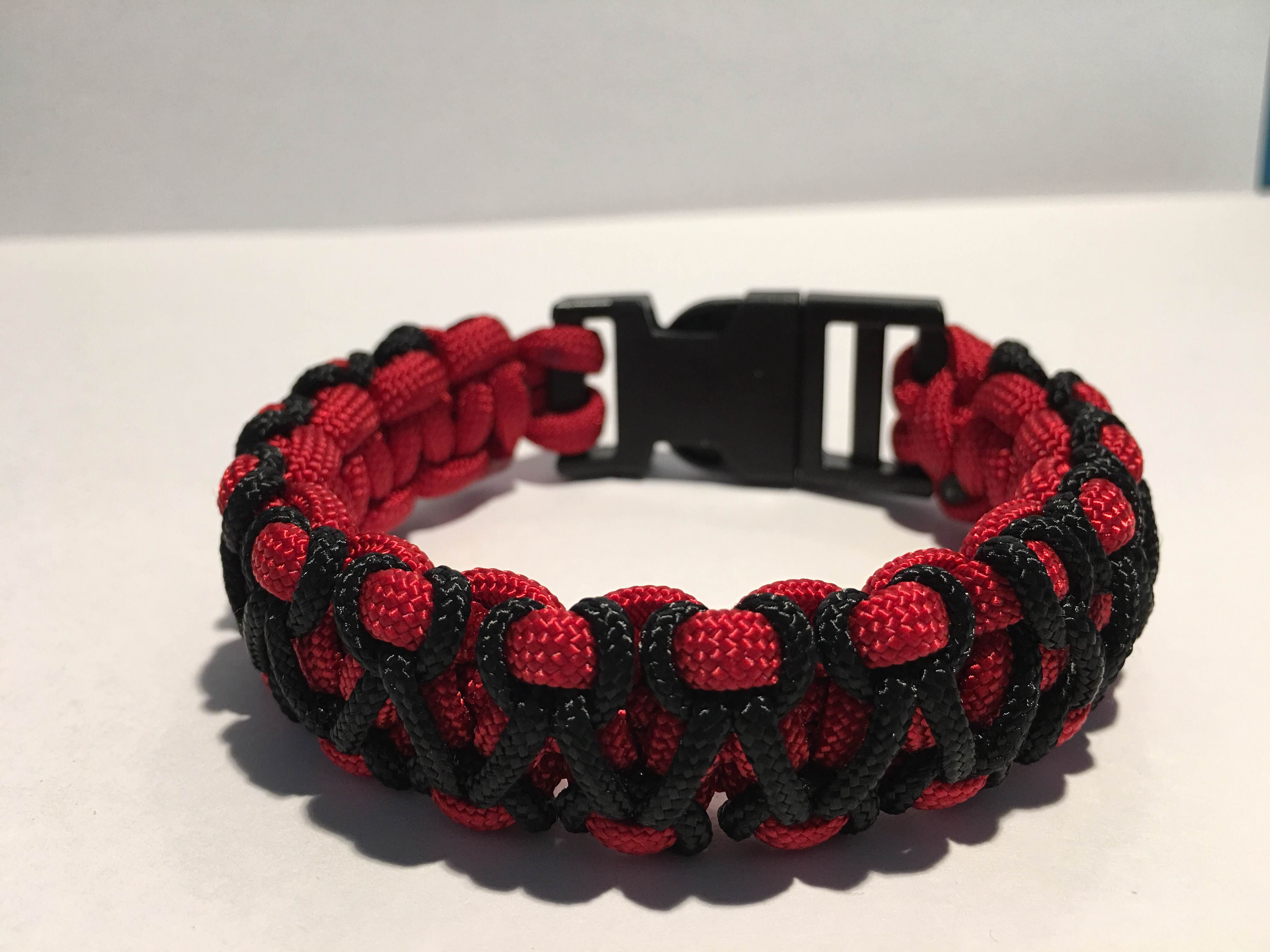 Herringbone Stitched Paracord Bracelet
