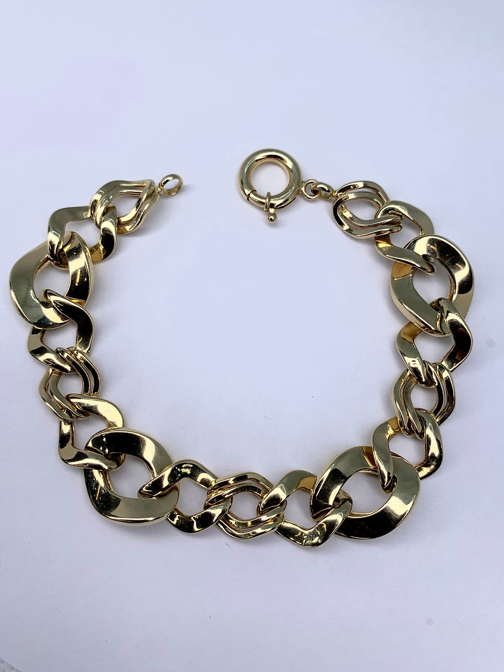 Beautiful Italian bracelet 14k size 7