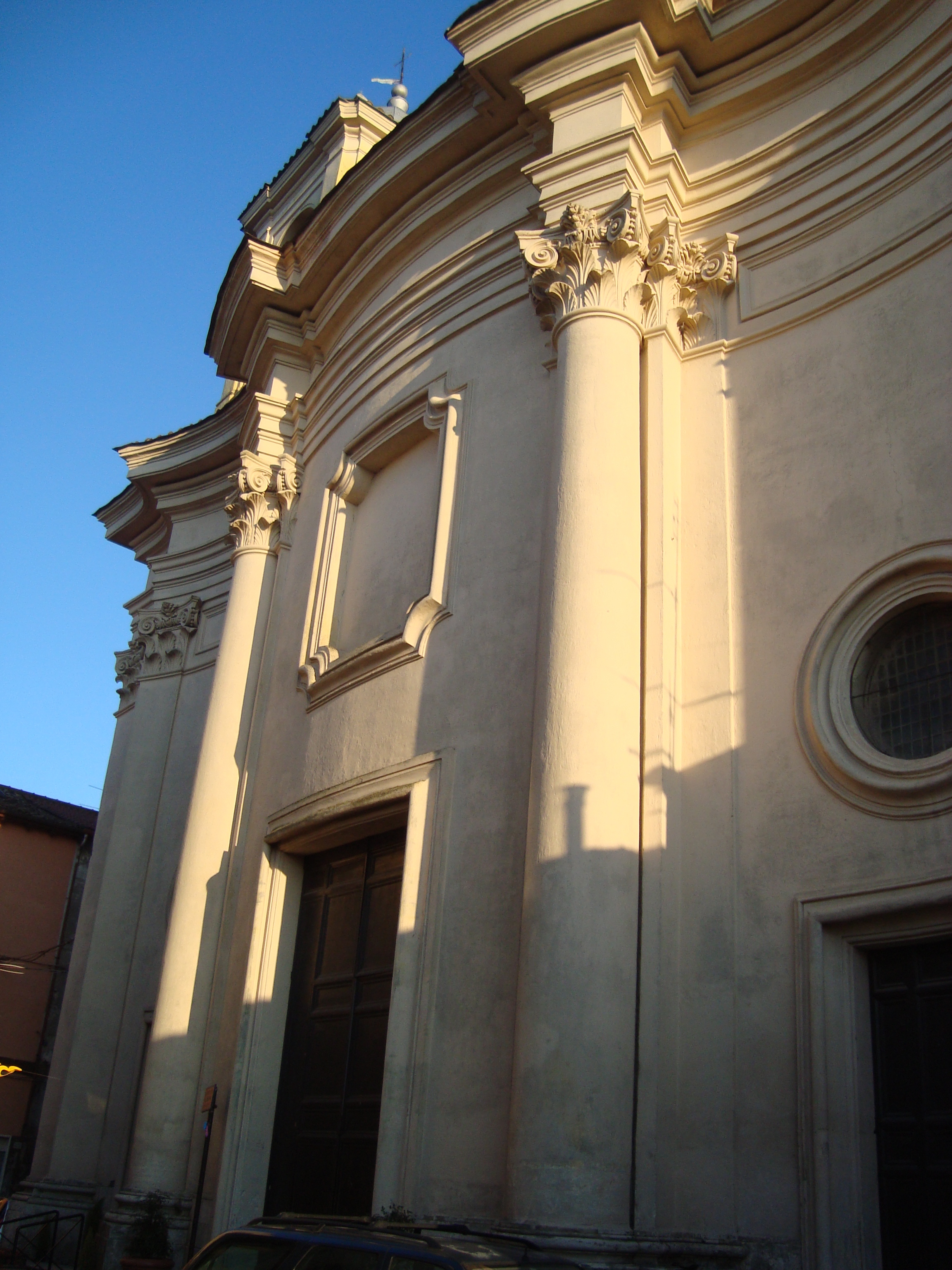 Eglise_San_Pietro_de_Zagarolo.jpeg