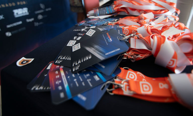 Testimonios de empresarios mexicanos
Historias de éxito emprendedor en México
Superación de desafíos empresariales
Experiencias de emprendedores exitosos
Relatos de éxito empresarial en México
Adquiere boletos en la info de cada evento