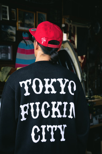 TOKYO FUCKIN CITY CREWNECK SWEATER (BLACK) | CAMILLO
