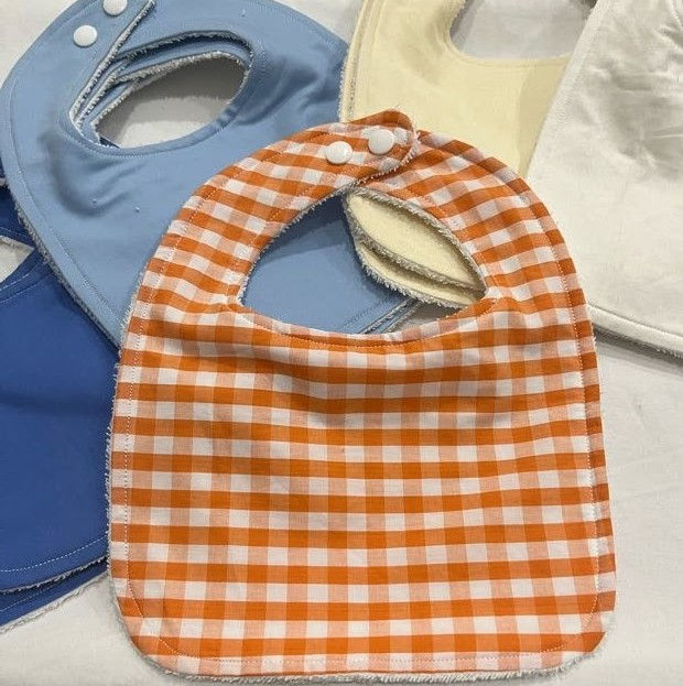 Thumbnail: Dribble Bibs