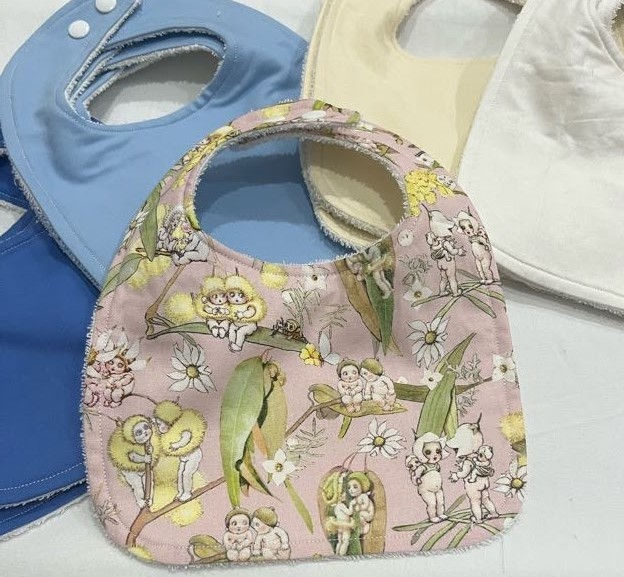 Thumbnail: Dribble Bibs