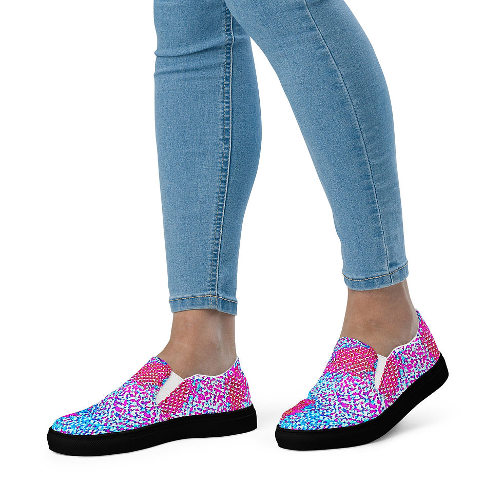Women’s slip-on canvas shoes