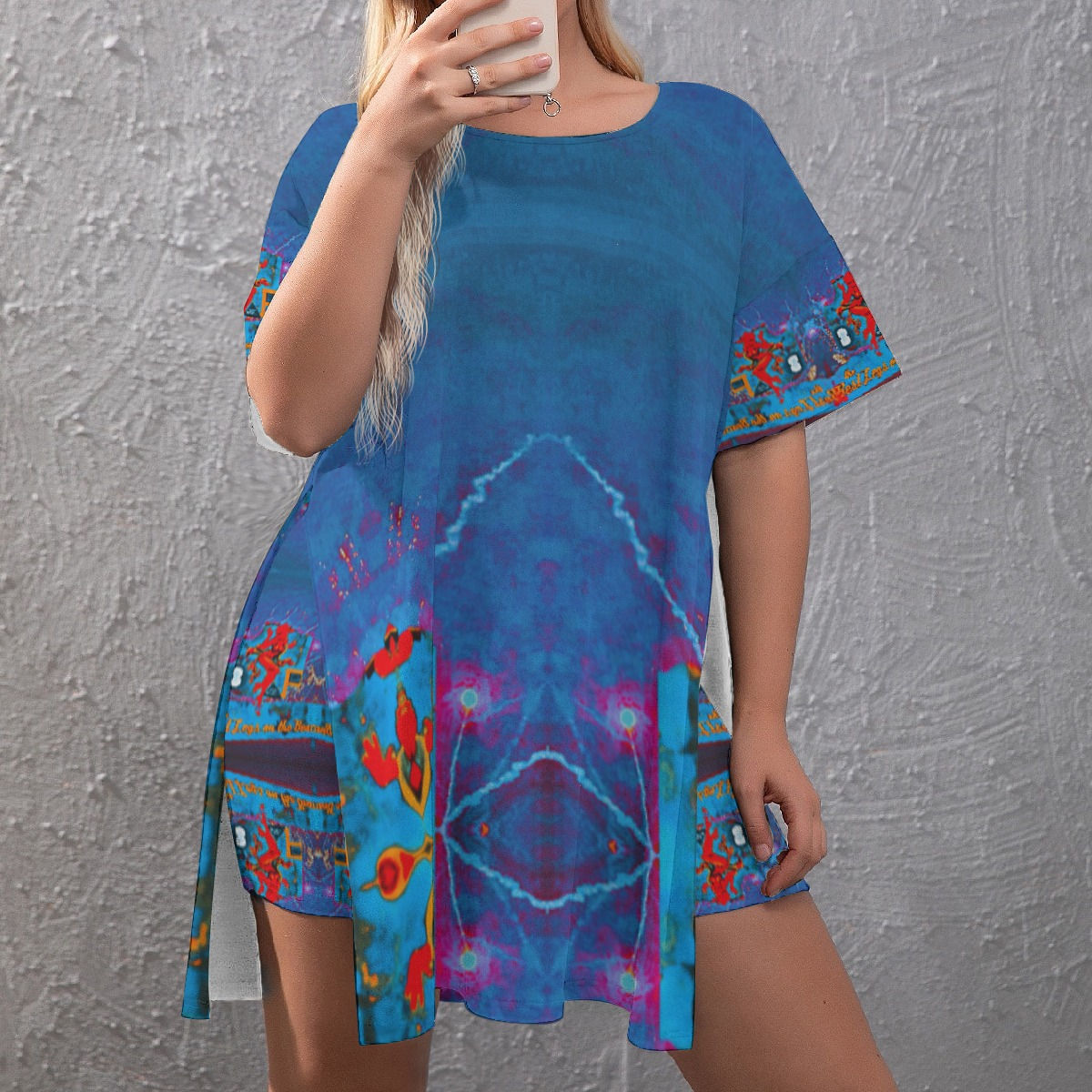 FLA Women's Drop-Shoulder T-Shirt with Side Split and Shorts (Plus Size)