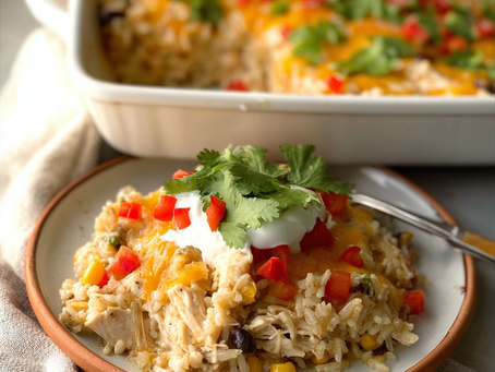 Creamy Mexican Chicken & Rice Casserole: A Flavor-Packed Comfort Dish That Feeds the Whole Family
