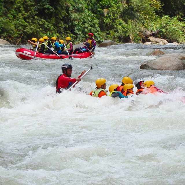 Thumbnail: White Water Rafting Kampar River, Gopeng