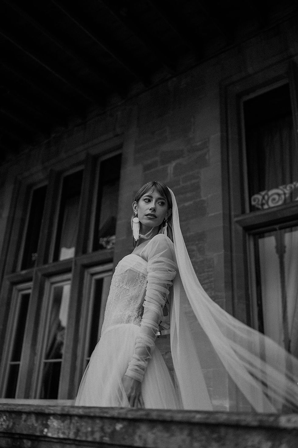 Miniature : Side View of Chantilly Lace Wedding Dress with Drop Waist with Matching Veil