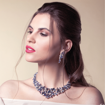 HIGH JEWELLERY
CARTIER
AMWAJ
RUWAYA
LUXURY 
DIAMOND 
CONSTELLATIONS