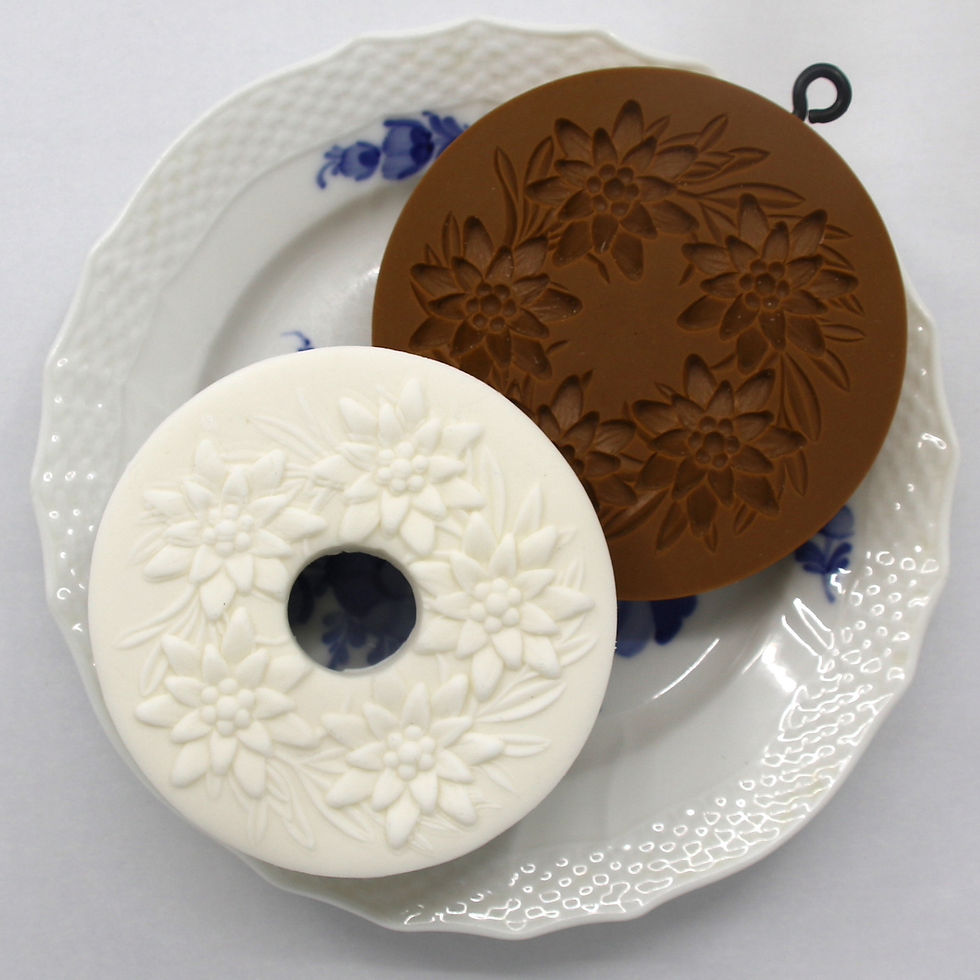 Thumbnail: GH 2380 Edelweiss Wreath springerle cookie mold