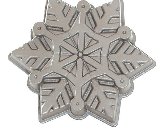 Nordic Ware Snowflake Pan - Thumbnail 4