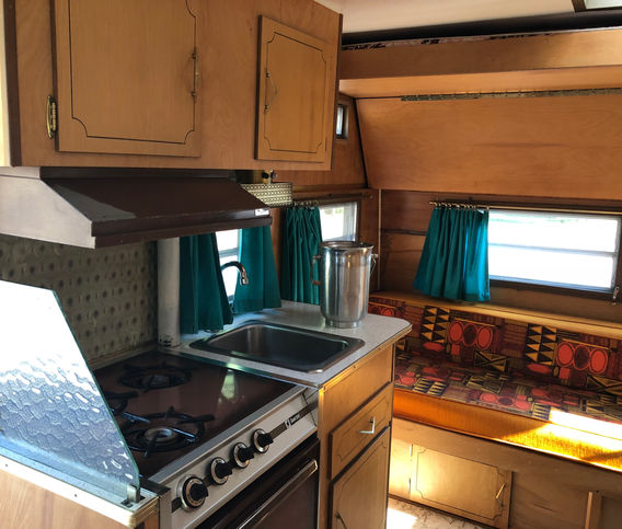 Sweet Mana Vintage Trailer  Renovation 