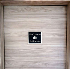 Šaljivi natpis za vrata