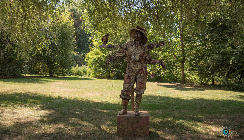 Photographie portrait costume et cosplay - Statue en marche