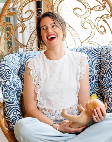 Hil laugh egg chair.jpg