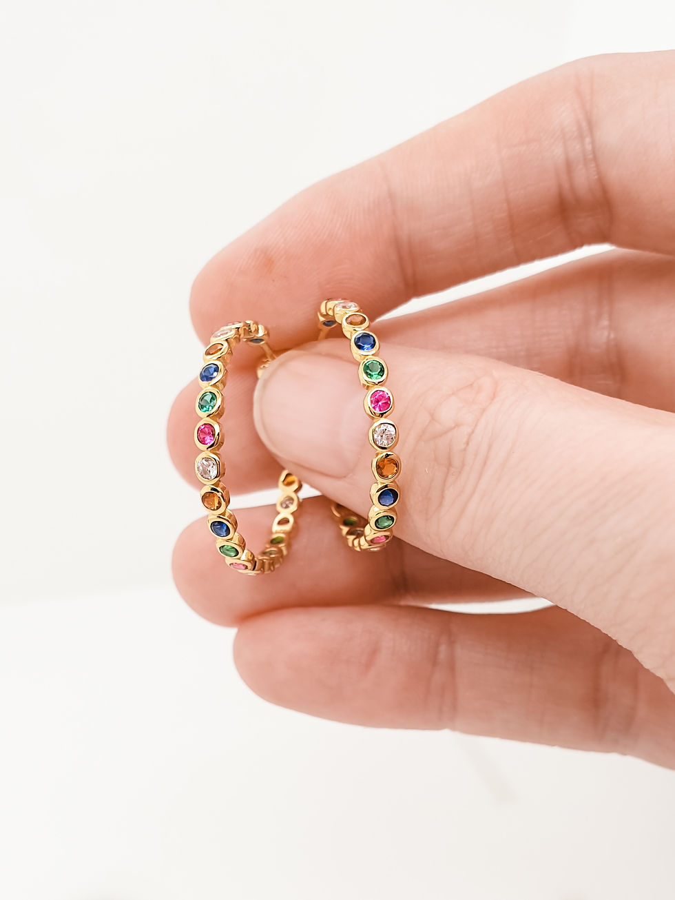 Miniaturbild: BUE - Regenbogen Creolen mit Zirkonia, Gold