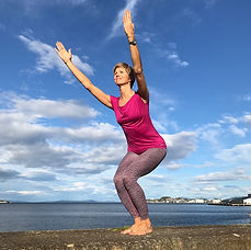 Yogapose low lunge
