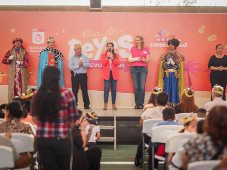 Da Martha Herrera bienvenida a 2026 en Centros Comunitarios y comparte Rosca de Reyes