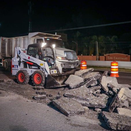Repara Monterrey más de 400 metros cuadrados de pavimento dañado en la Carretera Nacional