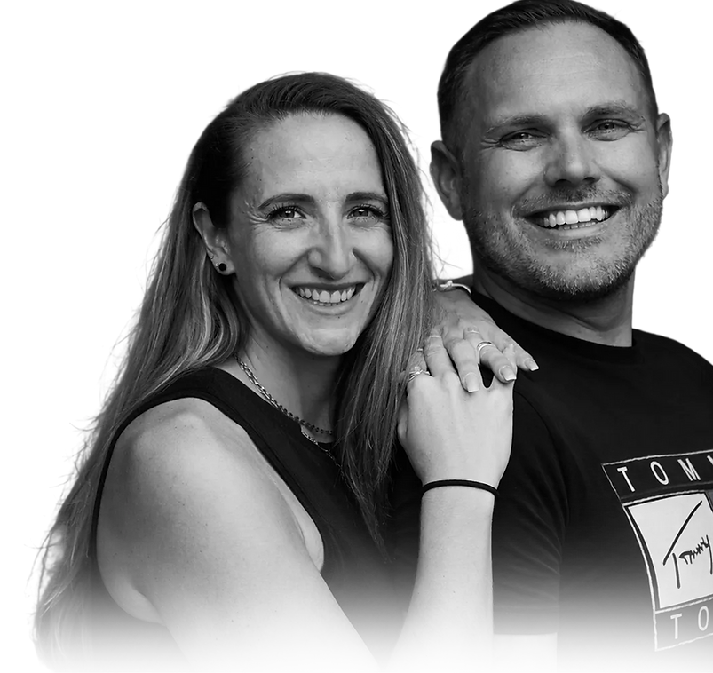 Portrait von Katharina & Eugen in Schwarz-Weiß.png