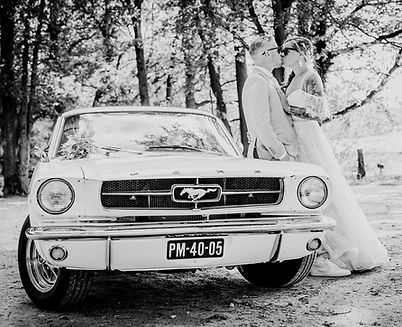 Ford Mustang Wit trouwfoto