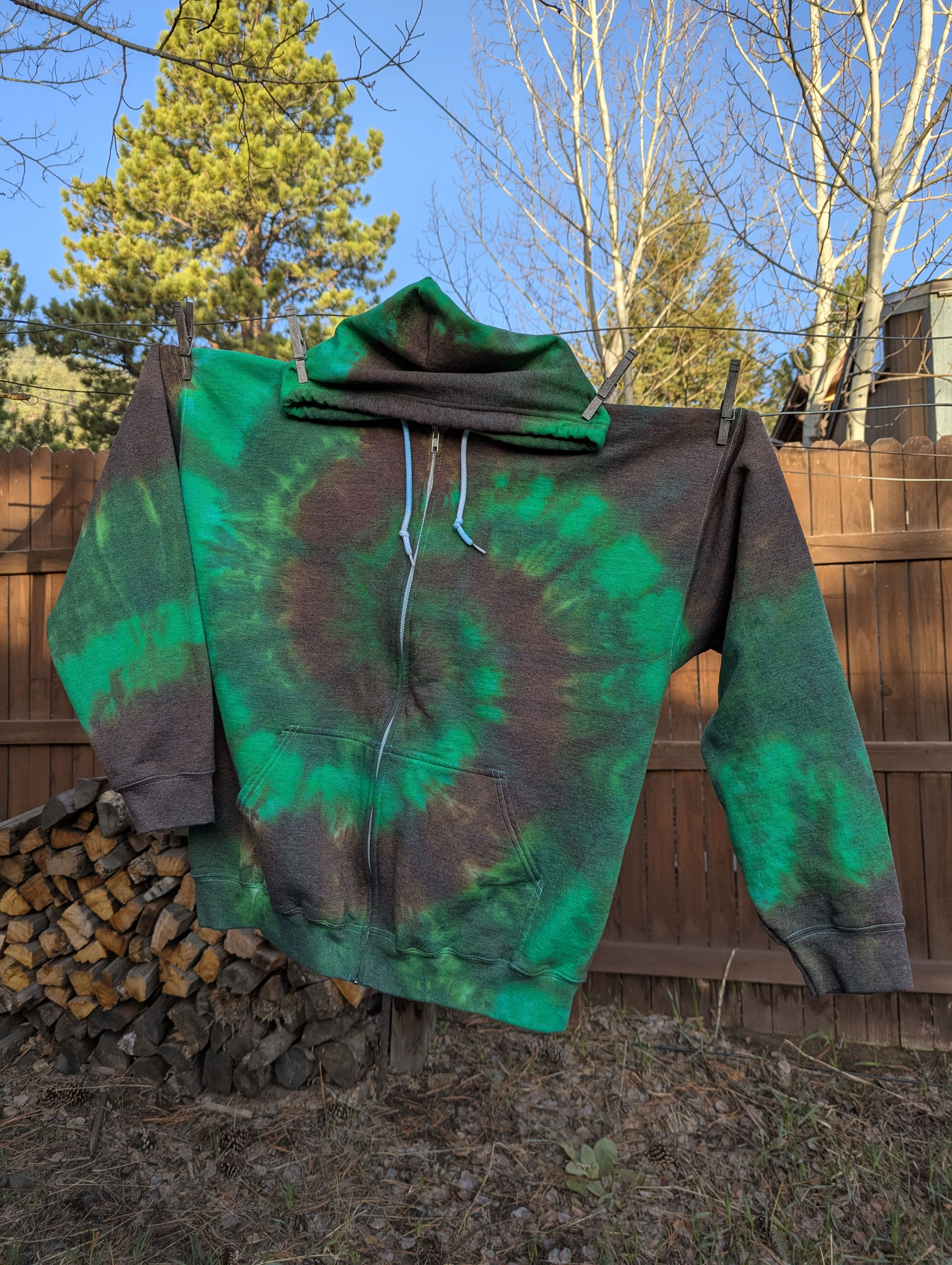 Tie-Dye Zippered Sweatshirt: XL