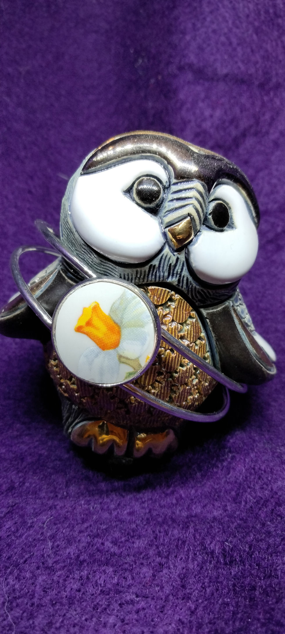 Plates to Treasures: unique jewelry upcycled from distinctive dishes