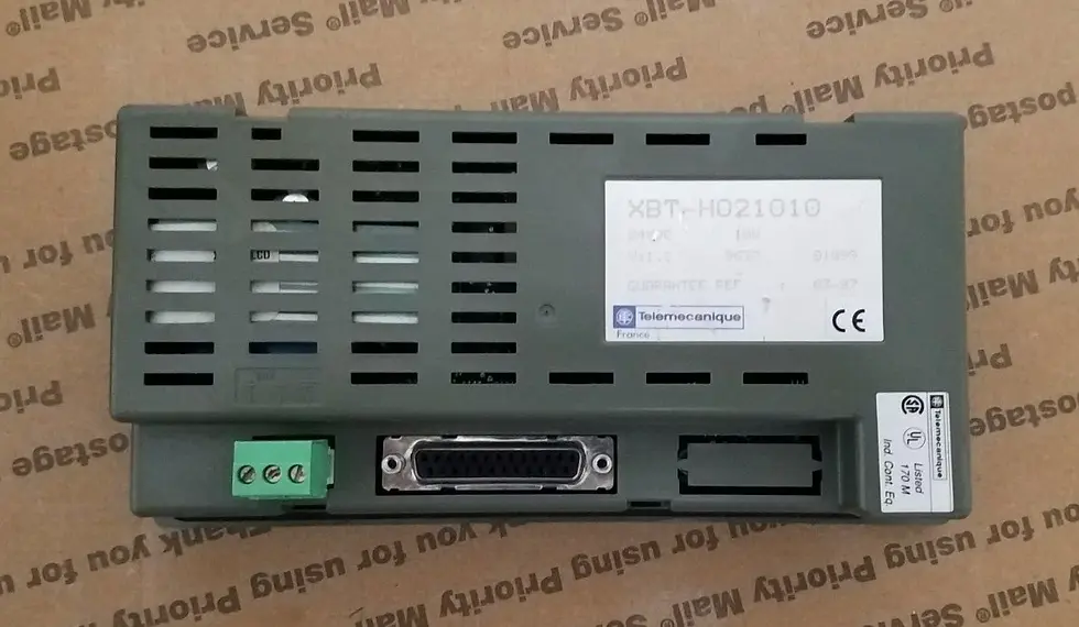 Thumbnail: TELEMECANIQUE MAGELIS Display XBT H021010 24VDC TEST WORKING