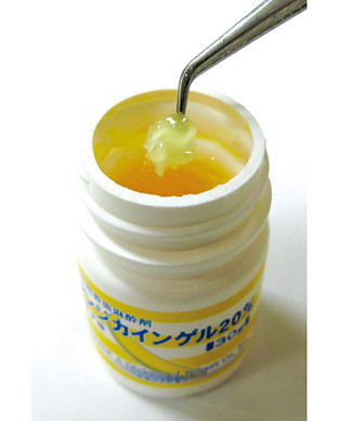 240500_02.jpg