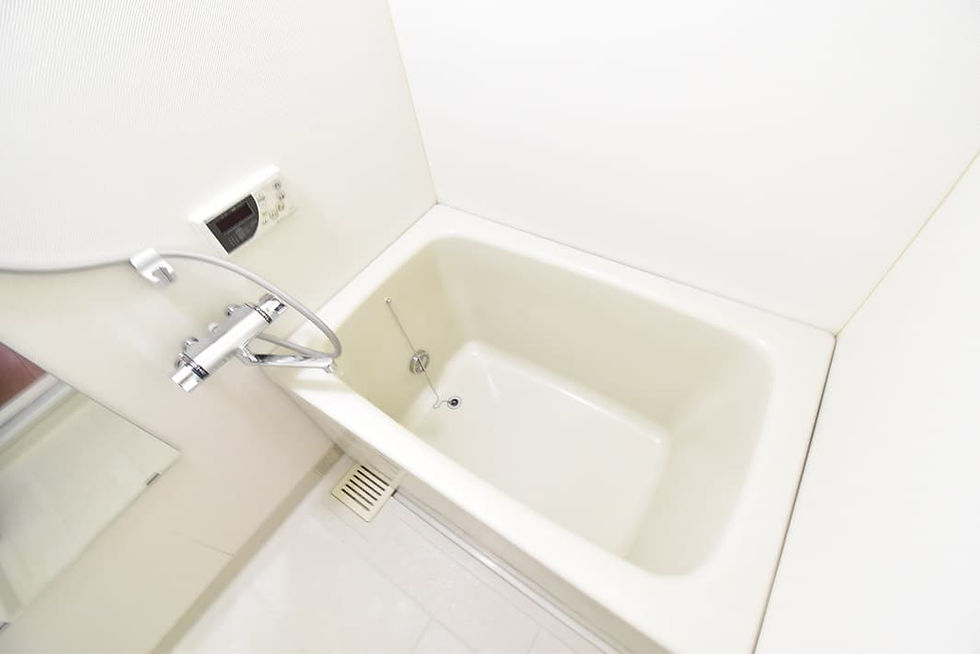 既存浴室にシャワー水栓を交換した部分リノベーション。快適性を高めた施工事例。