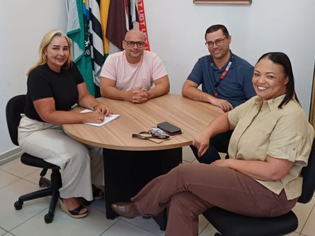 STIABVALE se reúne com representantes da Coca-Cola na sede