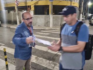 Rajá | Entrega de material informativo