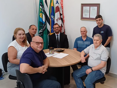 Reunião com a empresa Irmãos Garbelatto reforça cumprimento da convenção coletiva