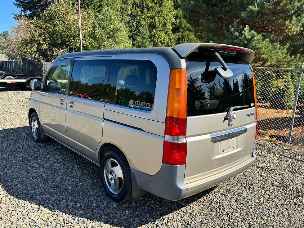 Thumbnail: 2001 Honda Stepwagon Van - Factory Right Hand drive - Low miles