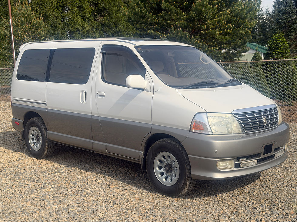 Thumbnail: 2001 Toyota Granvia - AWD - Factory RHD Mail Carrier