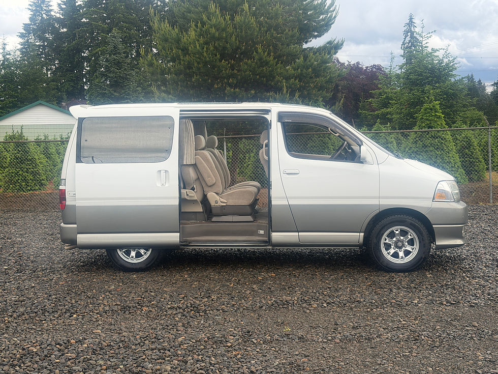 Thumbnail: 2000 Toyota Granvia - AWD - Factory RHD Mail Carrier