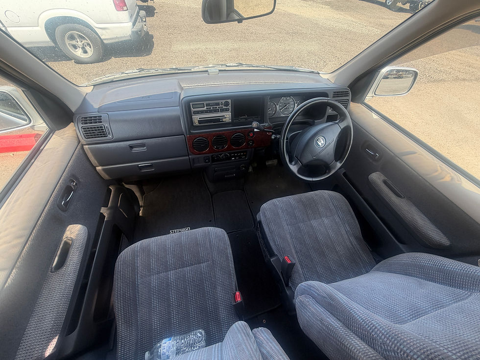 Thumbnail: 1997 Honda Stepwagon RHD - Rural Mail Delivery Van - 8 Seater
