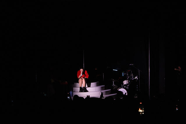 Lauren Spencer Smith performing at the Santa Ana Observatory on her Mirror Tour on August 11, 2023.