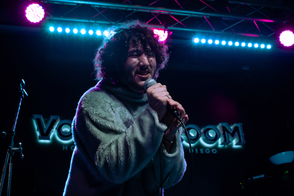 Franklin Jonas making a surprise performance opening for Jake Miller in San Diego.