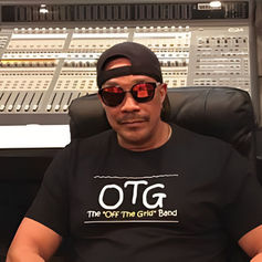 Interview With The Off The Grid Band's Steve Leads