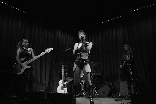 AZRA performing her at her EP release at The Hotel Cafe in Los Angeles on July 28, 2023.