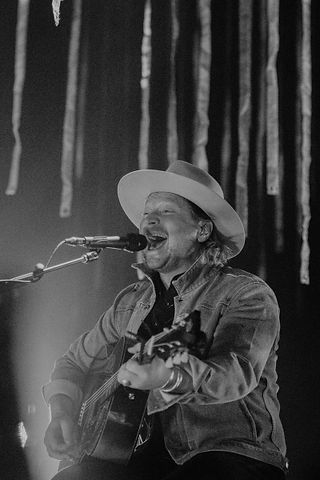 NEEDTOBREATHE beginning their tour, performing at Winnipeg's Burton Cummings Theatre.